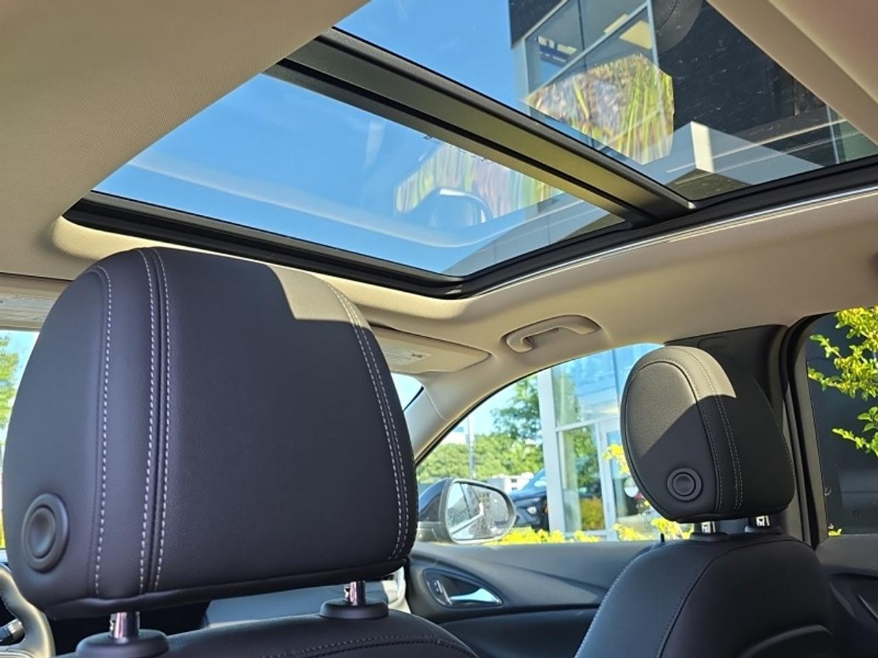 2024 Buick Encore GX GX Sport Touring - AWD, 360 CAM, LOW KM'S!!! - Photo #19