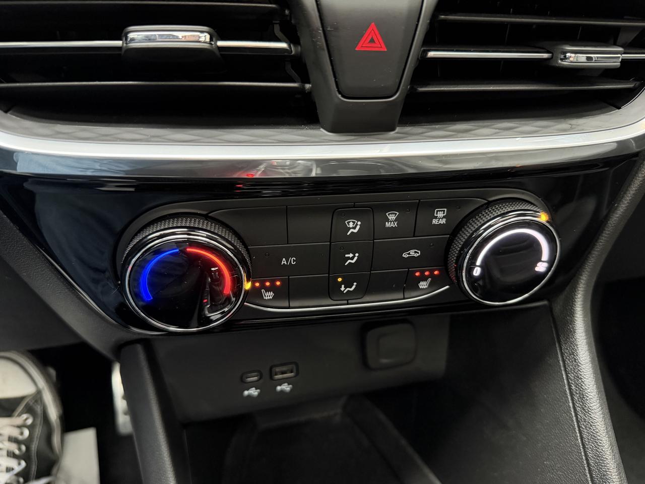 2024 Buick Encore GX GX Sport Touring - AWD, 360 CAM, LOW KM'S!!! - Photo #35