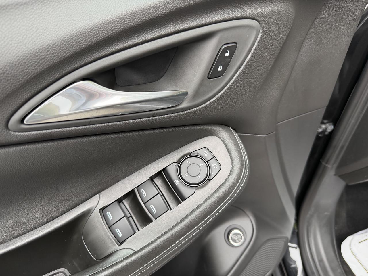 2024 Buick Encore GX GX Sport Touring - AWD, 360 CAM, LOW KM'S!!! Photo19