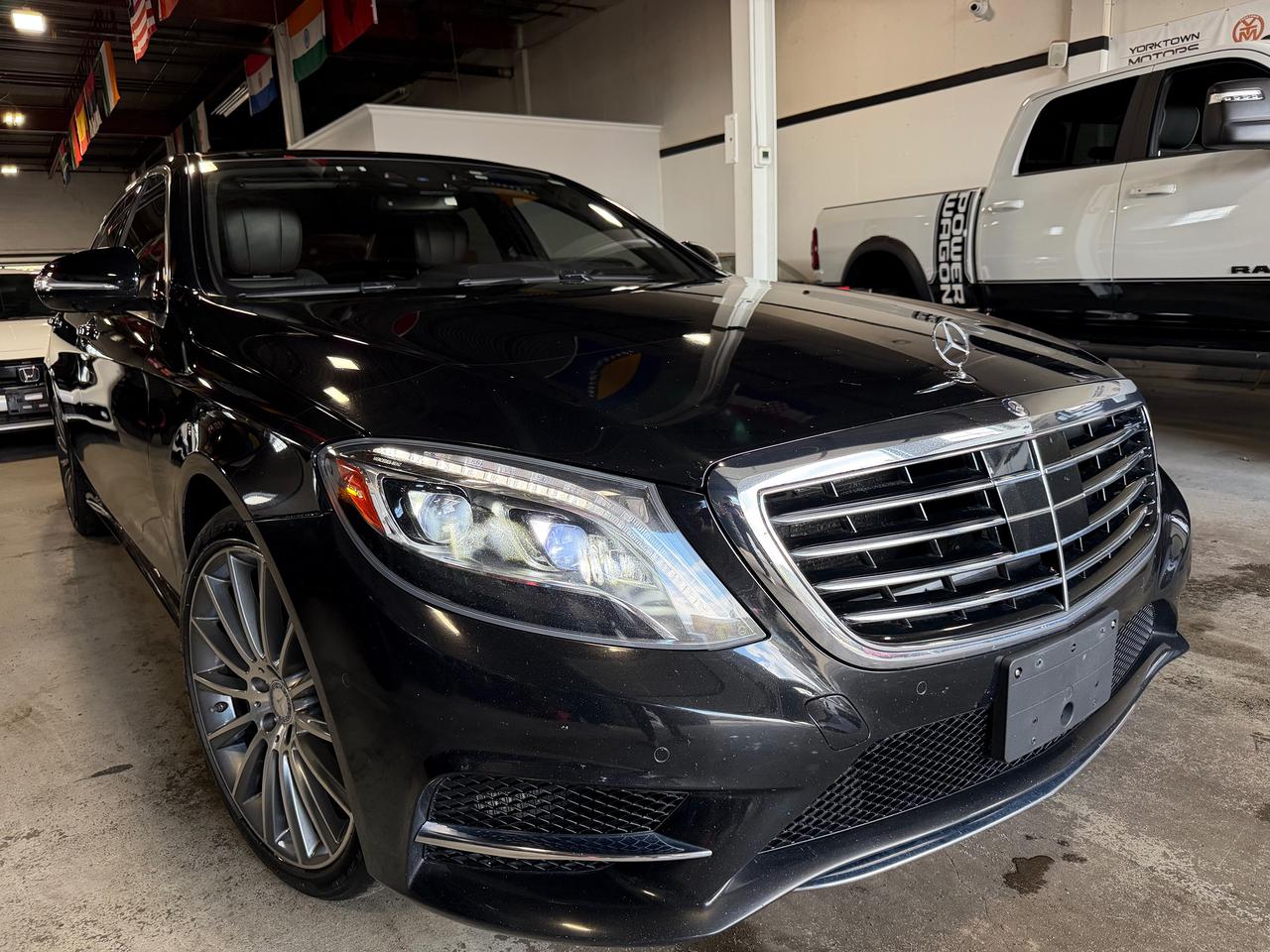 2017 Mercedes-Benz S-Class S 550L 4MATIC LWB AMG WHEELS | BURMESTER SOUND Photo2