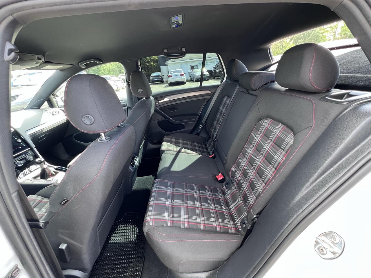 2019 Volkswagen Golf GTI 6 speed manual Photo