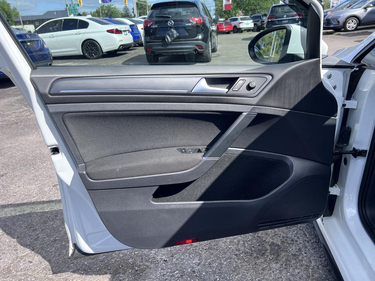 2019 Volkswagen Golf GTI 6 speed manual Photo