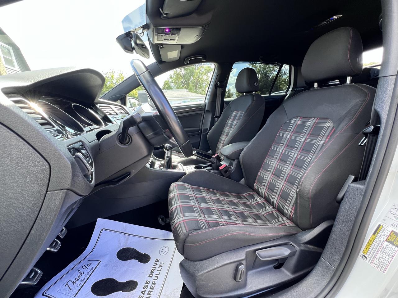 2019 Volkswagen Golf GTI 6 speed manual Photo