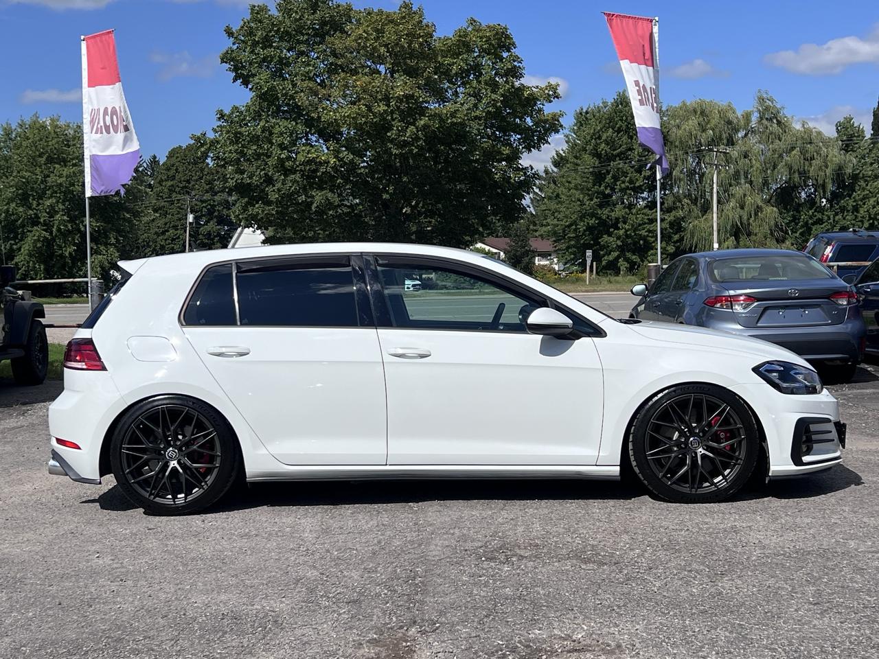 2019 Volkswagen Golf GTI 6 speed manual Photo5