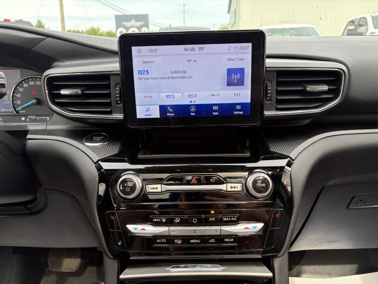 2023 Ford Explorer ST-Line 4WD Photo