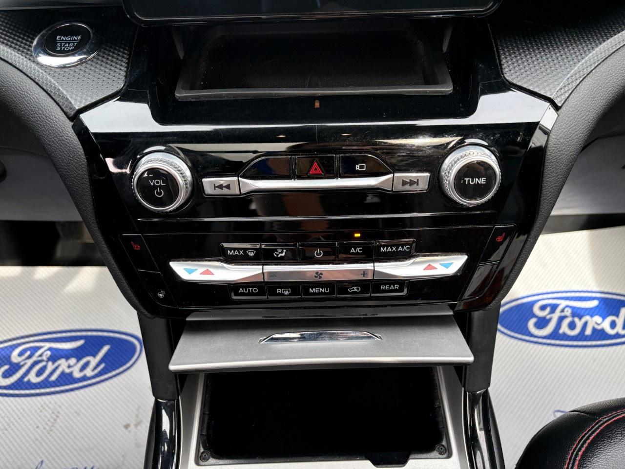2023 Ford Explorer ST-Line 4WD Photo