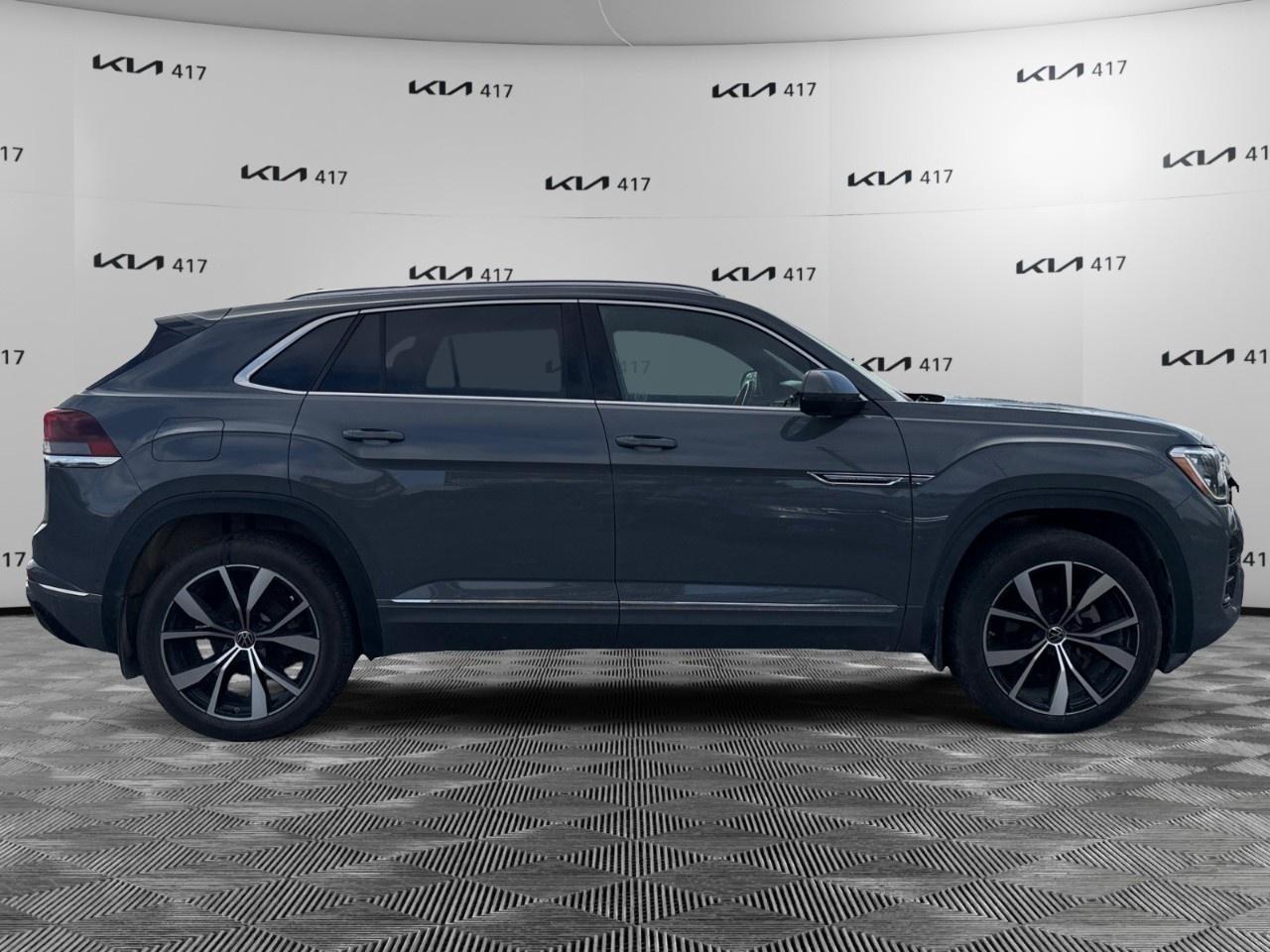 2024 Volkswagen Atlas Cross Sport Execline 2.0 TSI 4MOTION Photo