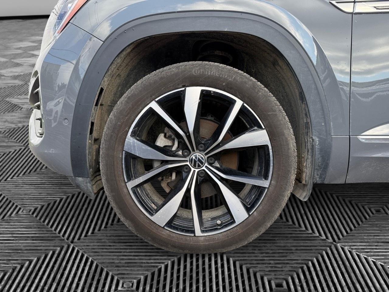 2024 Volkswagen Atlas Cross Sport Execline 2.0 TSI 4MOTION Photo