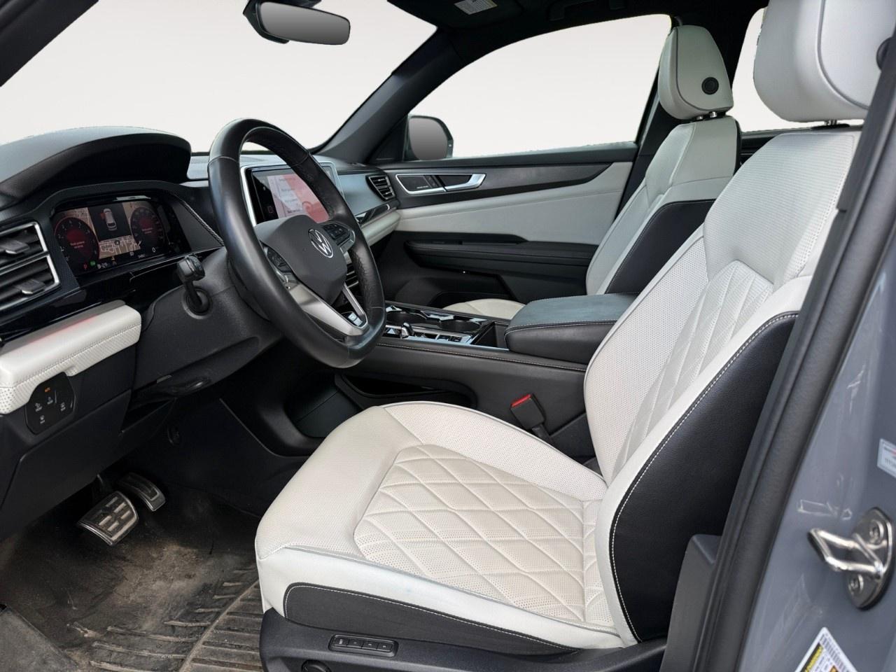 2024 Volkswagen Atlas Cross Sport Execline 2.0 TSI 4MOTION Photo