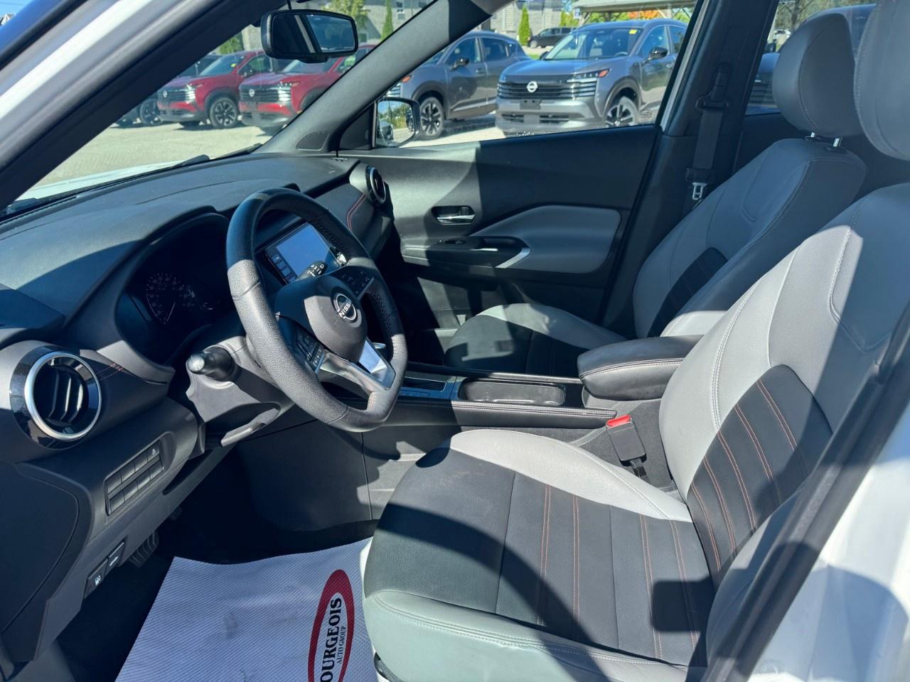 2023 Nissan Kicks SR FWD Photo