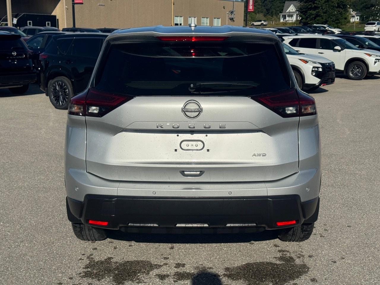 2024 Nissan Rogue AWD S Photo