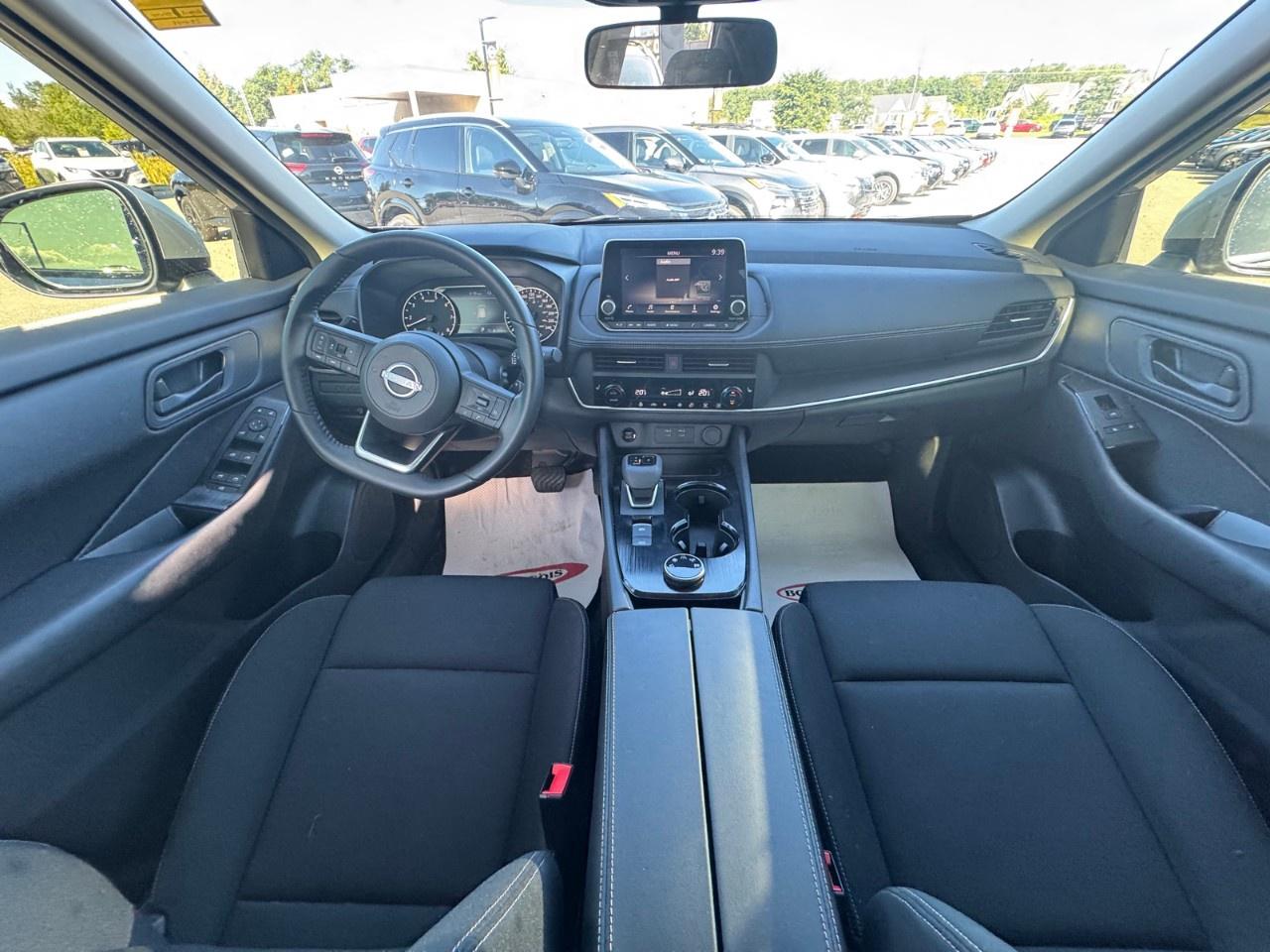 2024 Nissan Rogue AWD S Photo