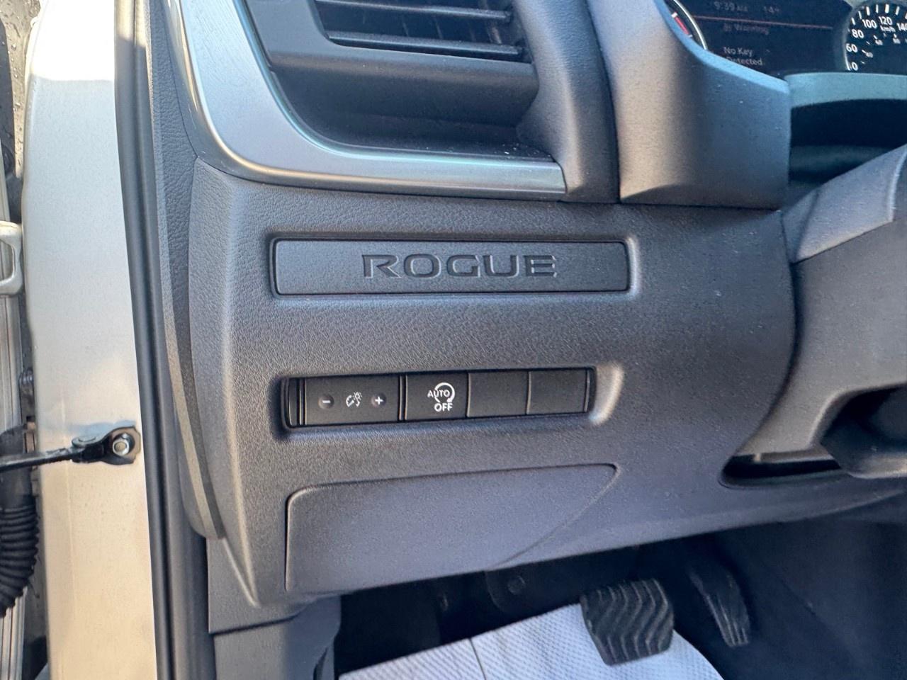 2024 Nissan Rogue AWD S Photo