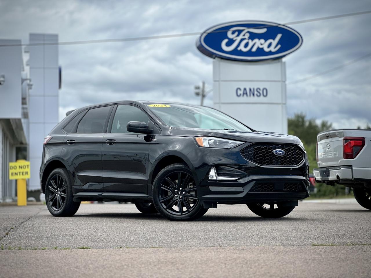 2024 Ford Edge ST LINE AWD W/ 1 OWNER Photo0