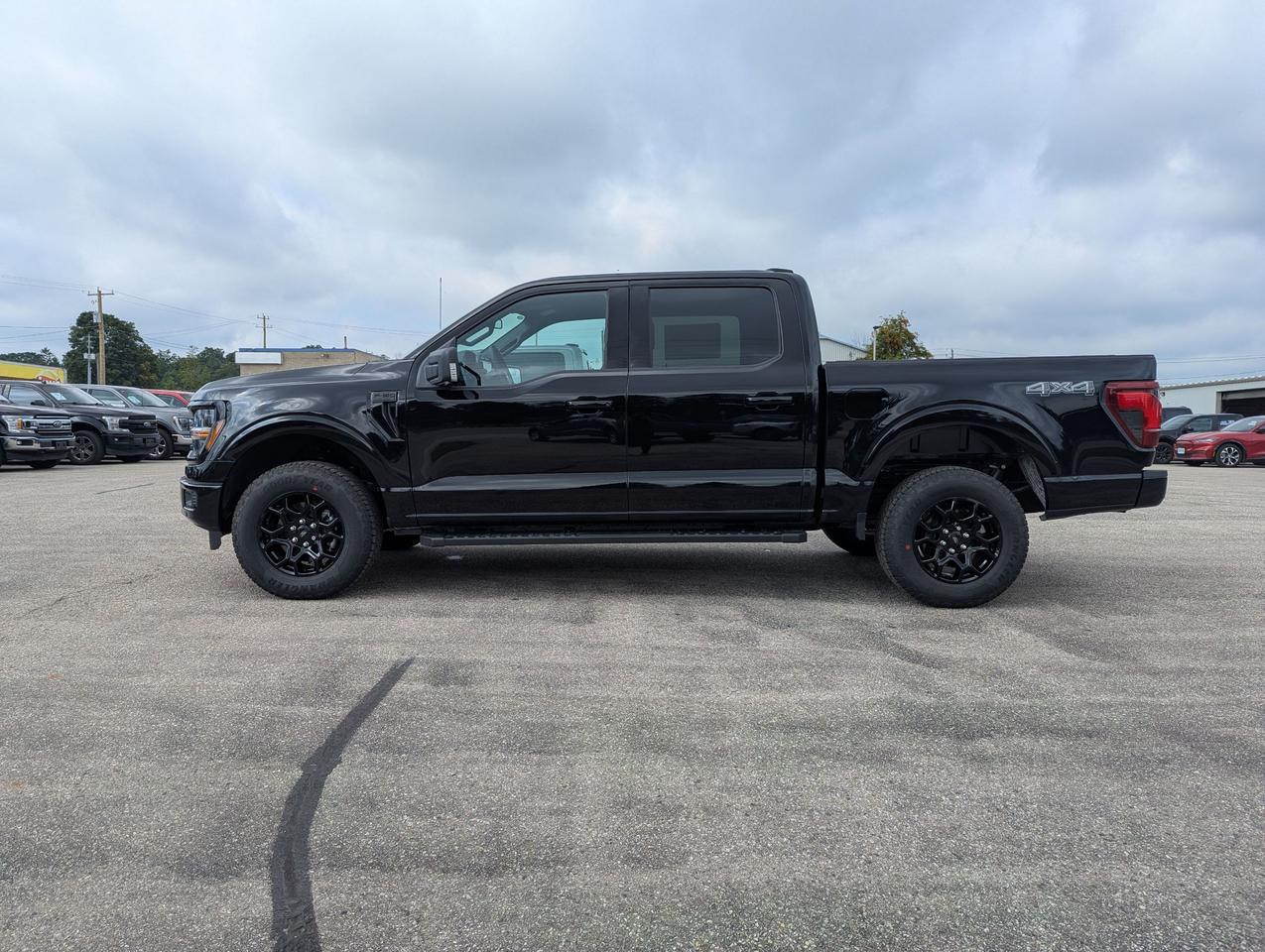2026 Ford F-150 XLT SuperCrew 302A 4x4 Photo2