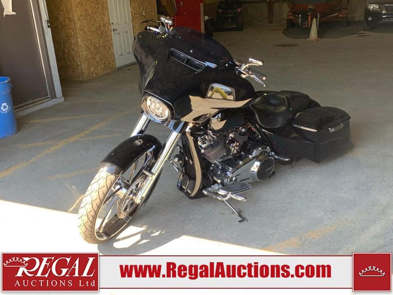 OFFERS WILL NOT BE ACCEPTED BY EMAIL OR PHONE - THIS VEHICLE WILL GO ON LIVE ONLINE AUCTION on Saturday August 29.<br> SALE STARTS AT 11:00 AM.<br><br>VEHICLE DESCRIPTION <br/>Stock #: 42899 <br/>Lot #: S007R <br/>Reserve Price: $15,000 <br/>CarProof Report: Available at www.RegalAuctions.com <br/><br/>IMPORTANT DECLARATION <br/>Finance Repo: This vehicle has been seized or surrendered to a creditor or bankruptcy trustee. <br/>Active Status: This vehicles title is listed as Active Status. <br/> Live Online Bidding: This vehicle will be available for bidding over the internet, visit www.RegalAuctions.com to register. <br/> <br/>The simple solution to selling your car or truck. Bring your clean vehicle in with your Drivers License and current Registration and well put it on the auction block at our next sale.<br/><br/>www.RegalAuctions.com
