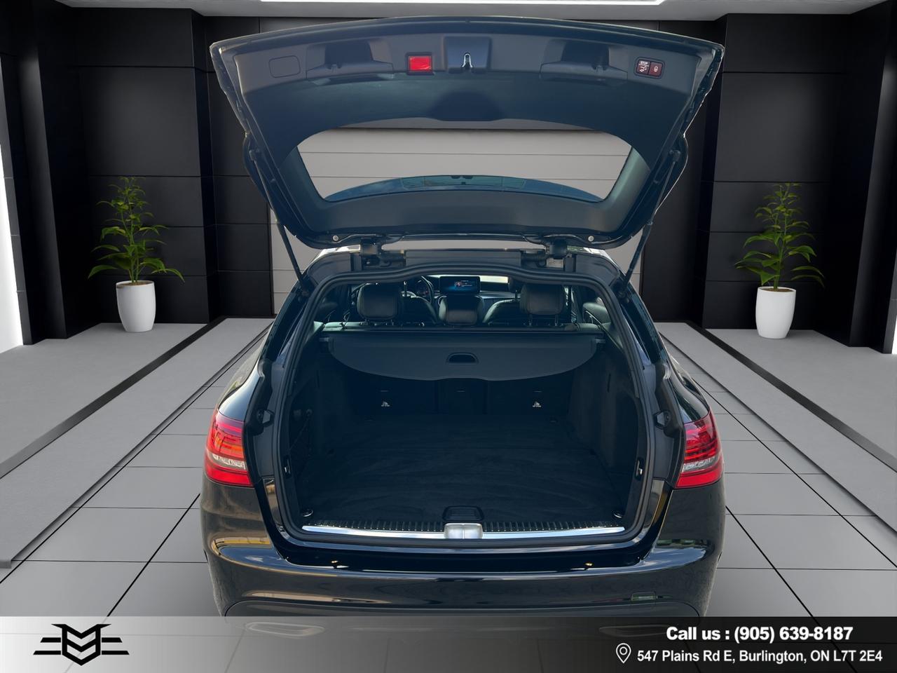 2020 Mercedes-Benz C-Class C 300 4MATIC WAGON - LOW KMS - NAVI !!! Photo