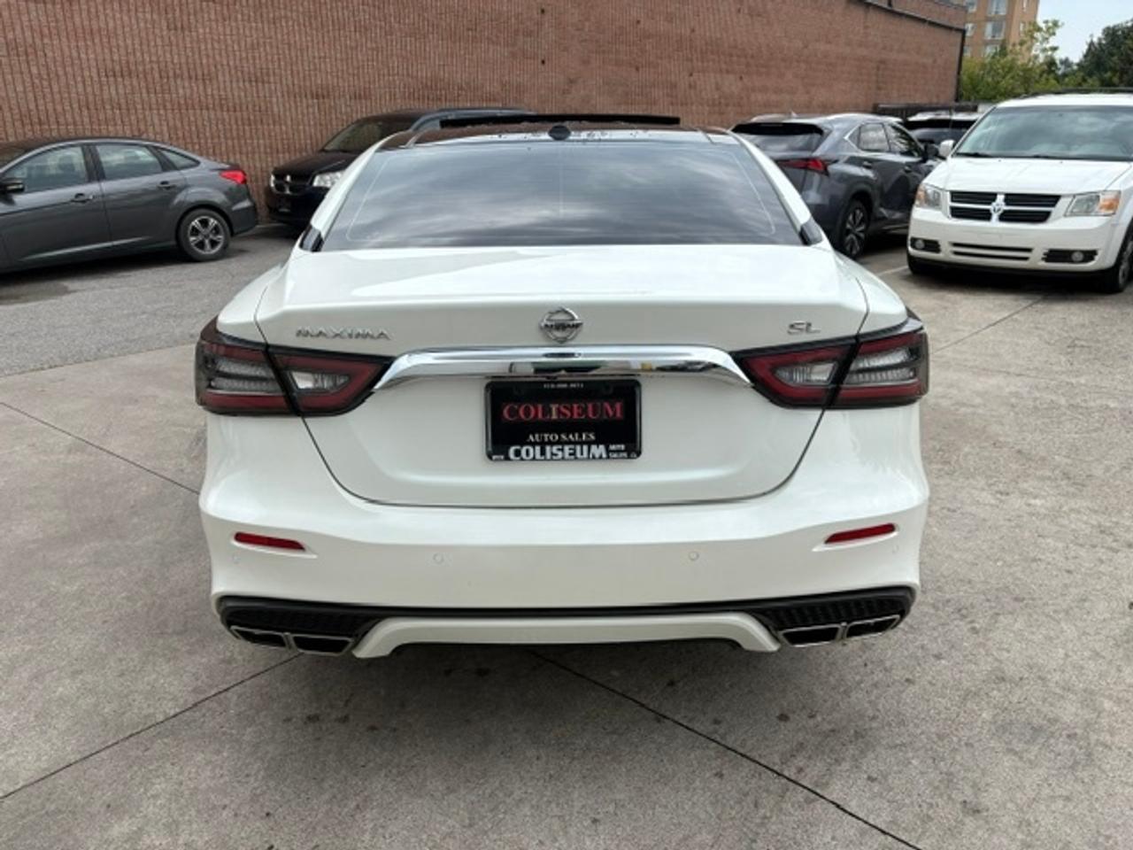 2022 Nissan Maxima SL **LEATHER-ROOF-NAVI-CAMERA-NEW TIRES** Photo3