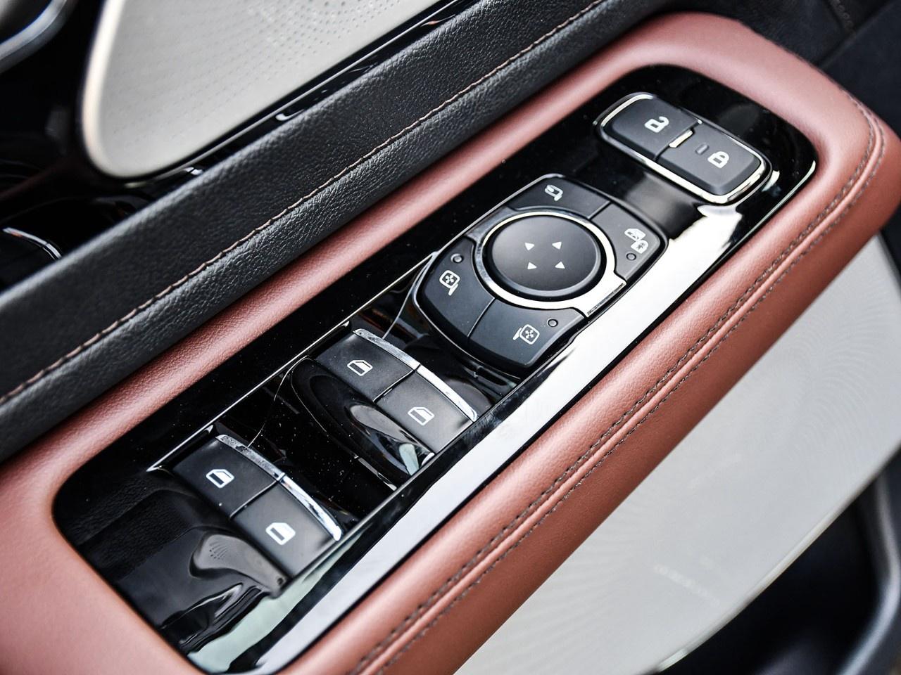 2027 Lincoln Aviator Reserve AWD Photo
