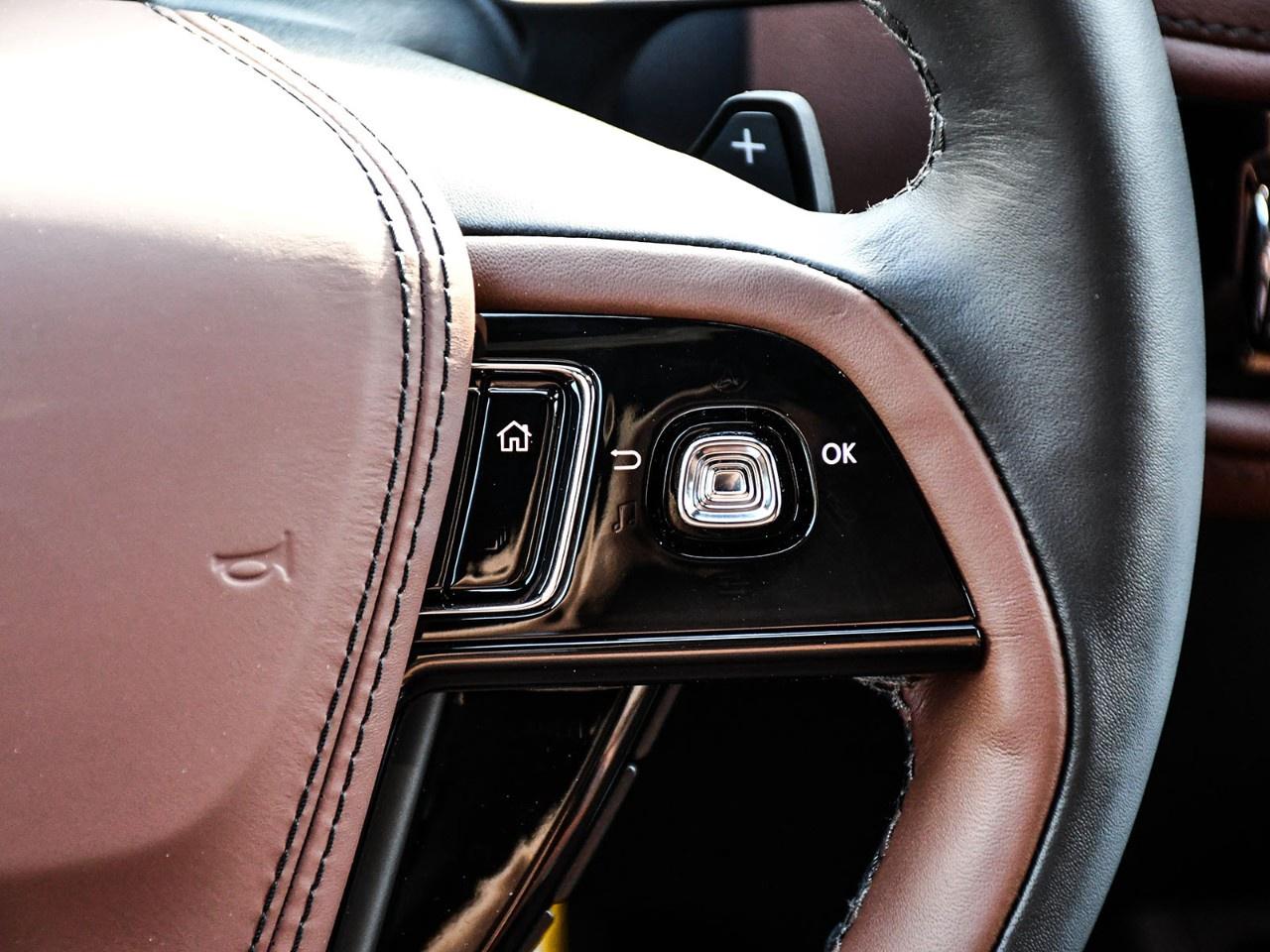 2027 Lincoln Aviator Reserve AWD Photo