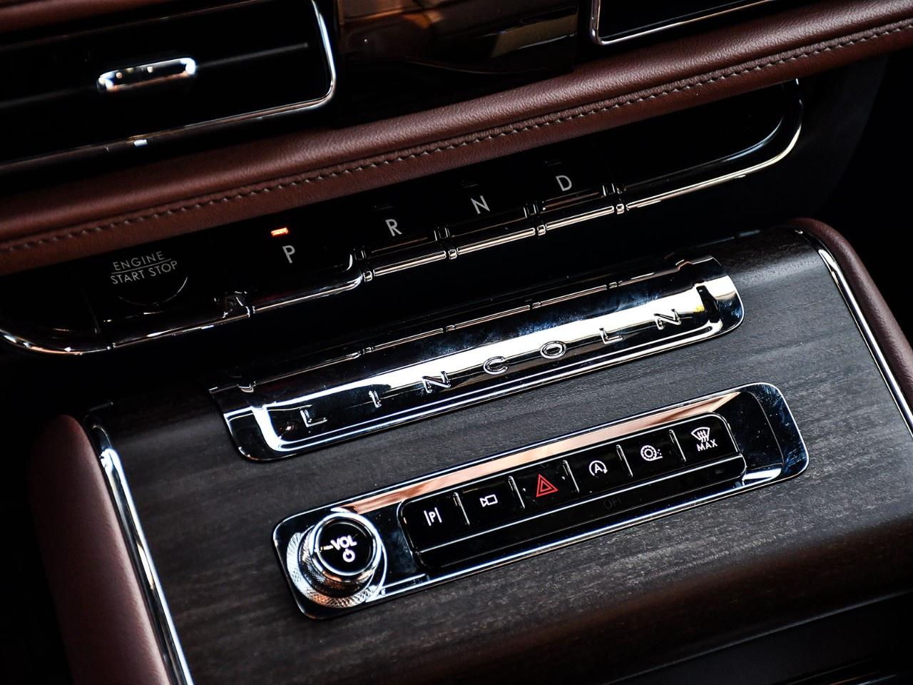 2027 Lincoln Aviator Reserve AWD Photo