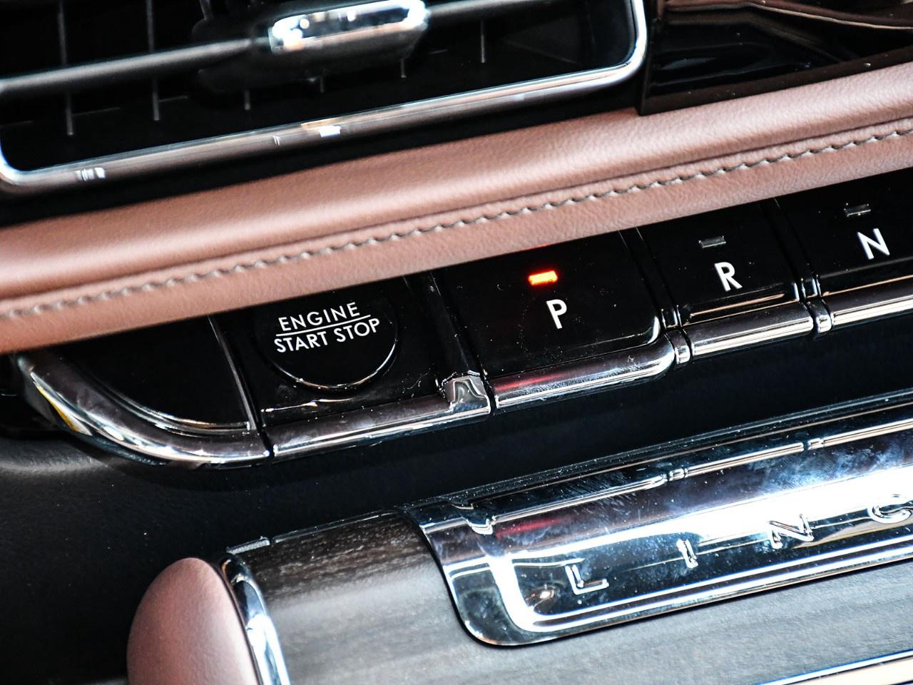 2027 Lincoln Aviator Reserve AWD Photo