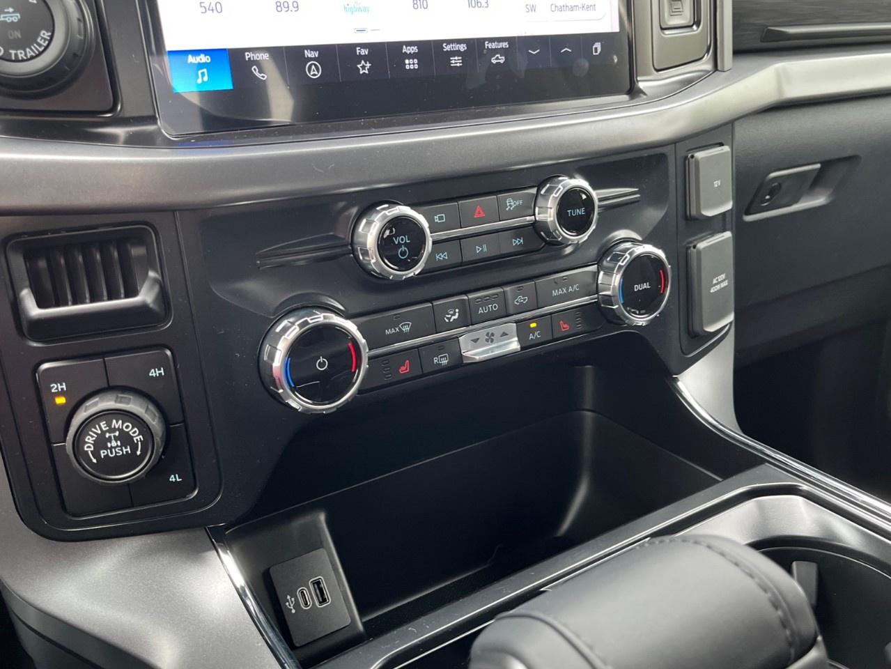2026 Ford F-150 XLT 4WD SuperCrew 5.5' Box Photo