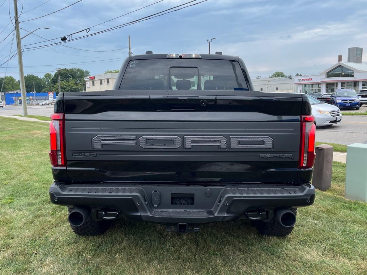 2026 Ford F-150 Raptor 4WD SuperCrew 5.5' Box Photo