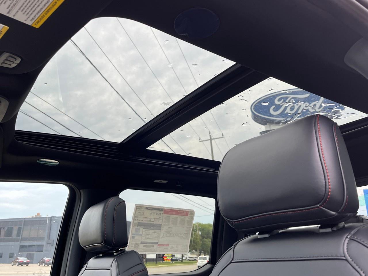 2026 Ford F-150 Raptor 4WD SuperCrew 5.5' Box Photo