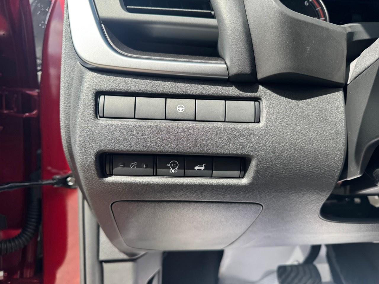 2026 Nissan Rogue AWD SV Moonroof Photo