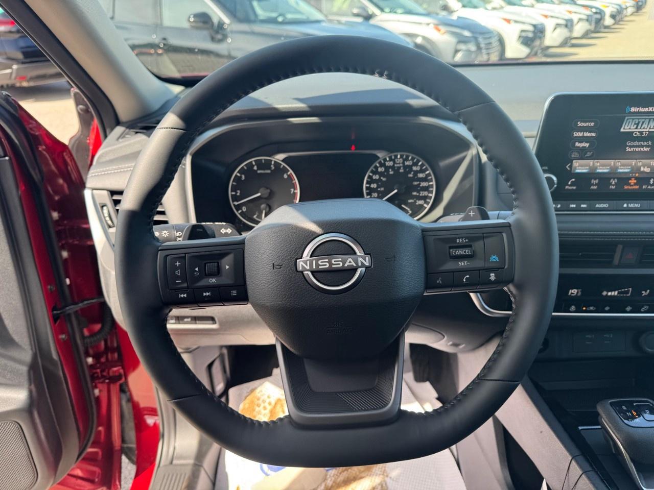 2026 Nissan Rogue AWD SV Moonroof Photo