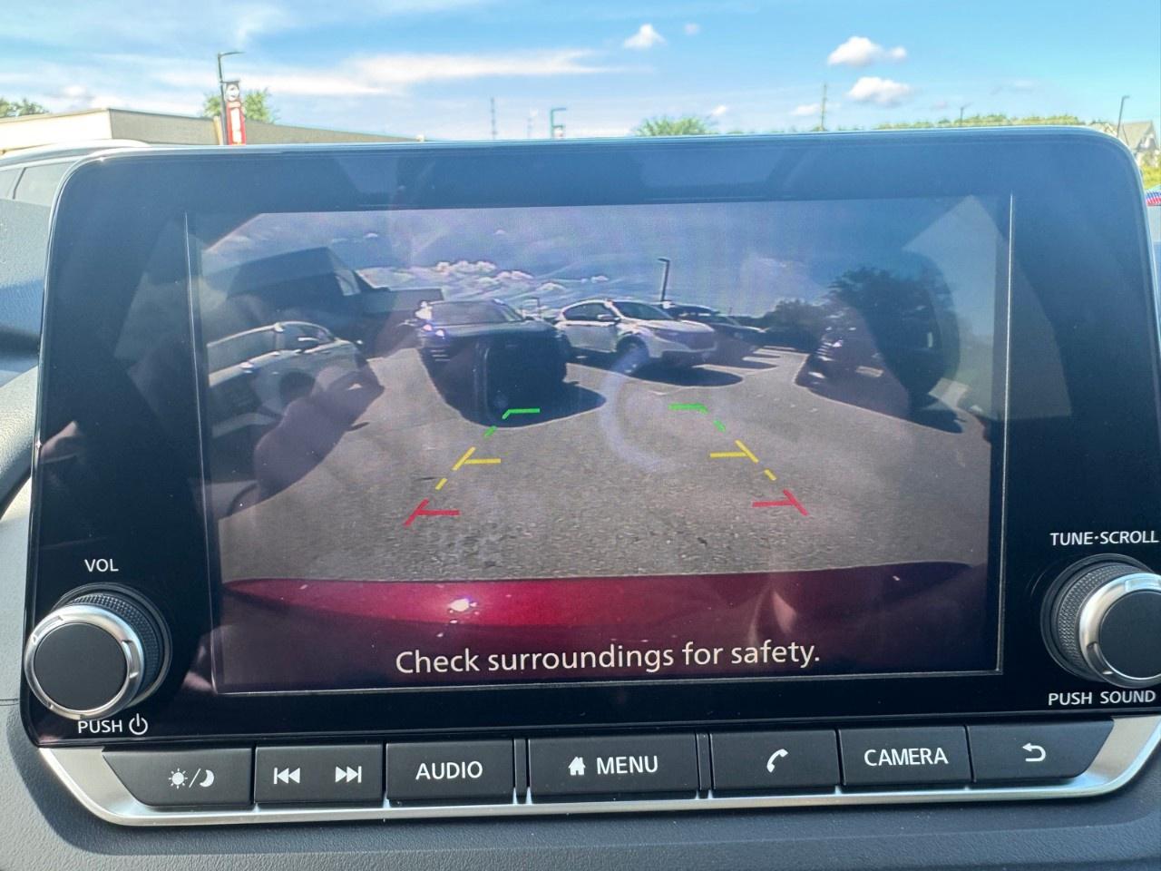 2026 Nissan Rogue AWD SV Moonroof Photo