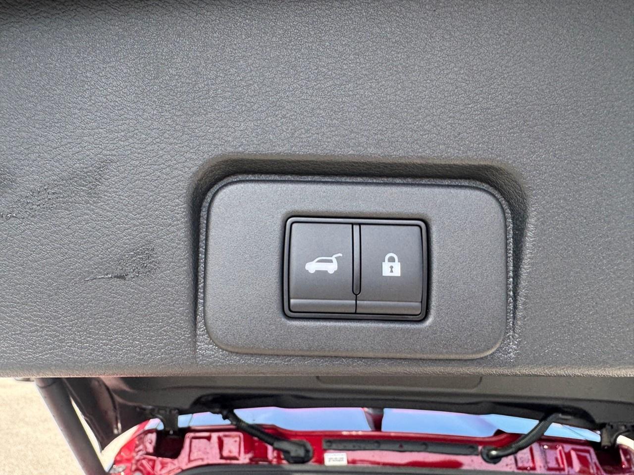 2026 Nissan Rogue AWD SV Moonroof Photo