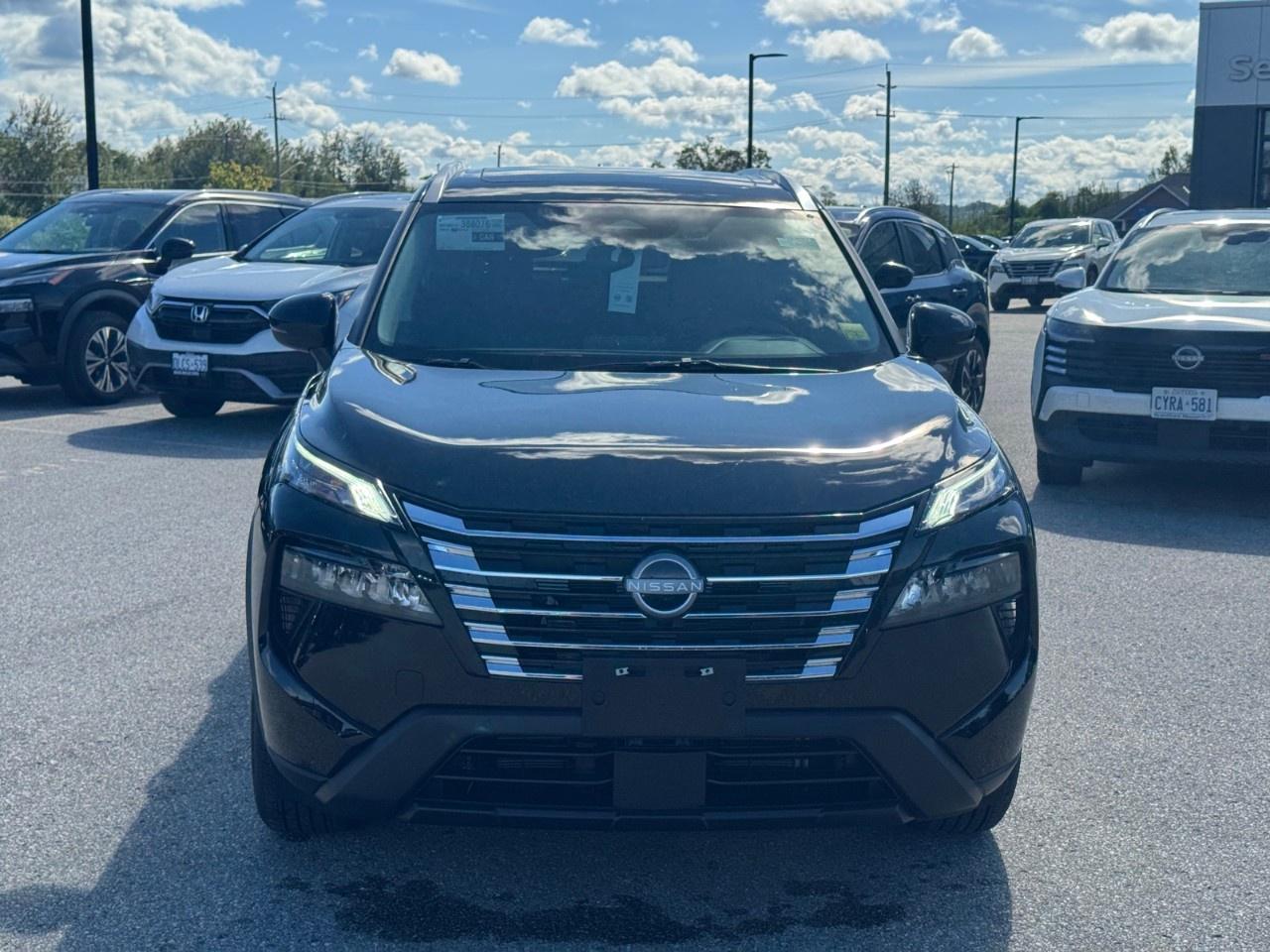 2026 Nissan Rogue AWD SV Moonroof Photo