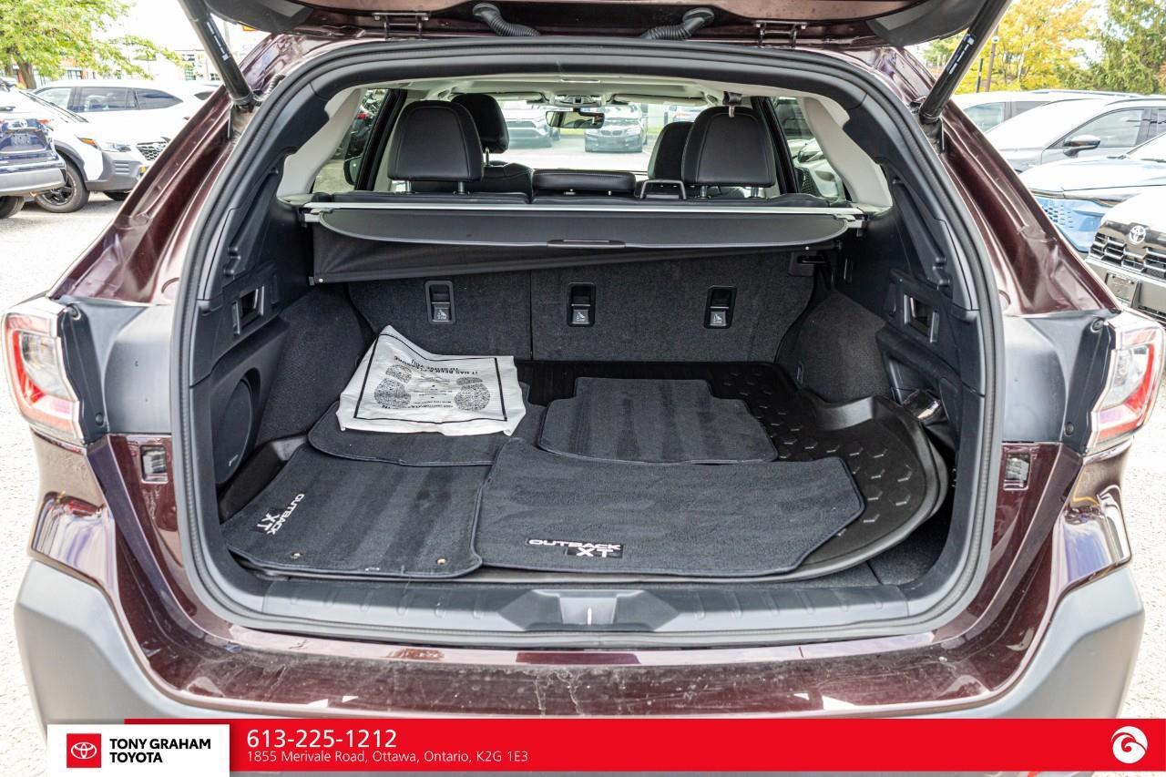 2023 Subaru Outback Limited XT Photo