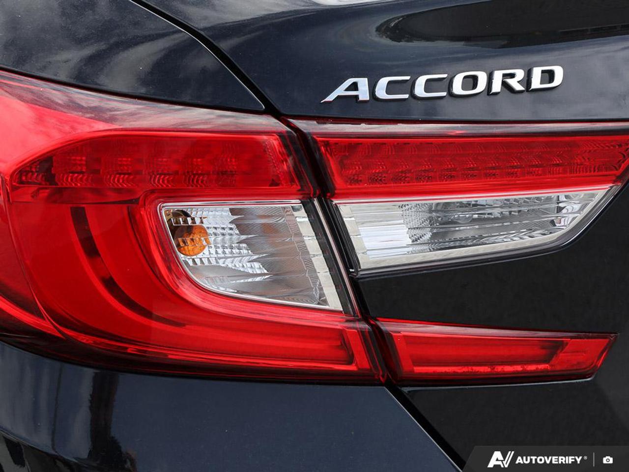 2019 Honda Accord Touring 1.5T HEATED STEERING WHEEL | POWER MOONROOF | KEYLESS E Photo