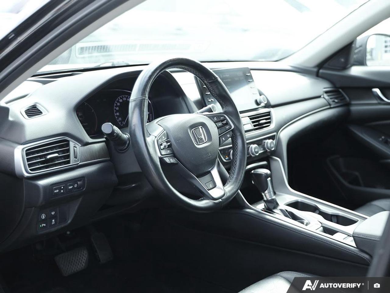 2019 Honda Accord Touring 1.5T HEATED STEERING WHEEL | POWER MOONROOF | KEYLESS E Photo