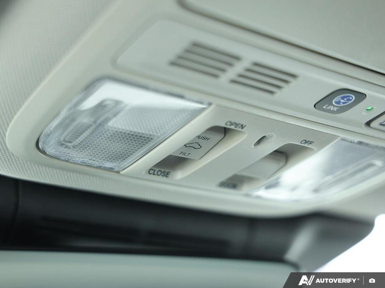 2019 Honda Accord Touring 1.5T HEATED STEERING WHEEL | POWER MOONROOF | KEYLESS E Photo