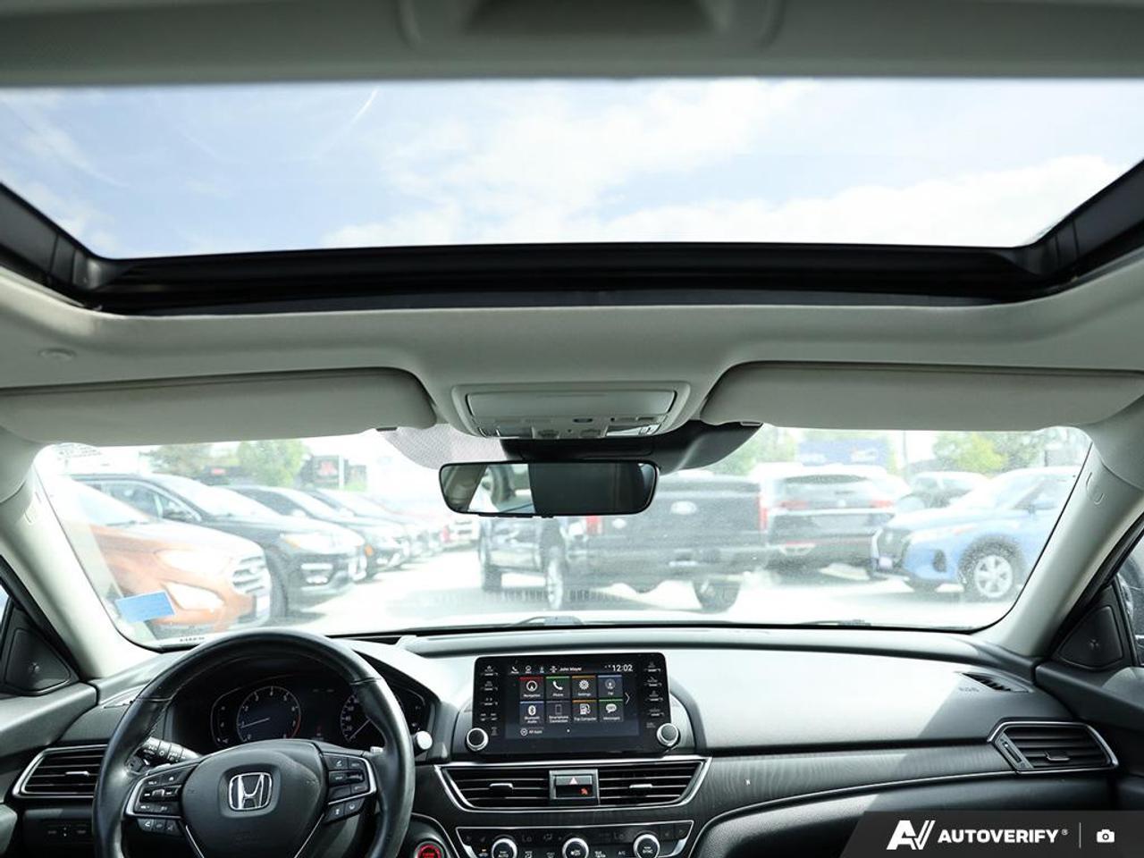 2019 Honda Accord Touring 1.5T HEATED STEERING WHEEL | POWER MOONROOF | KEYLESS E Photo