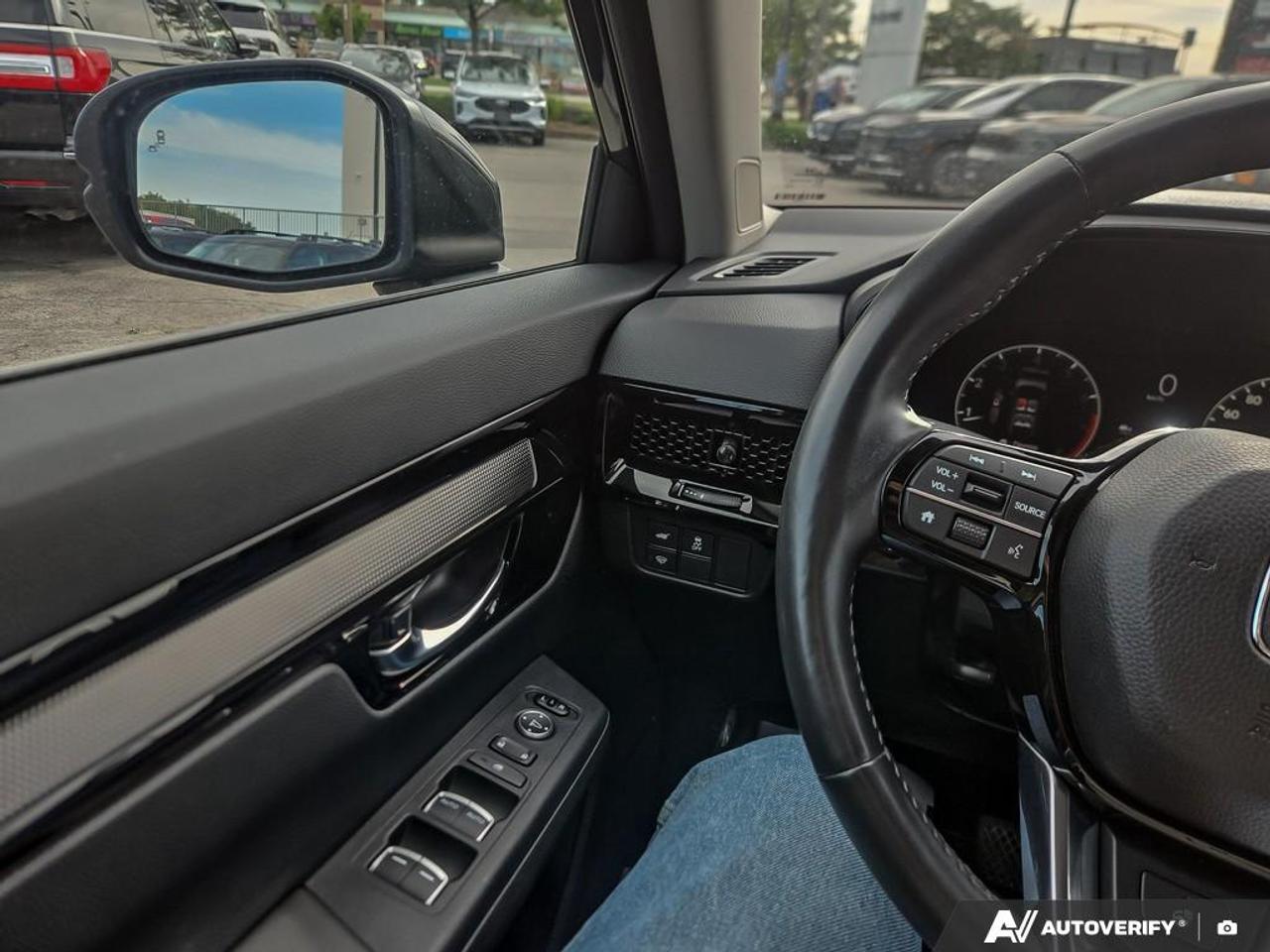 2025 Honda CR-V Sport TOP SELLING SUV! | ONE OWNER! | LOW KM'S Photo