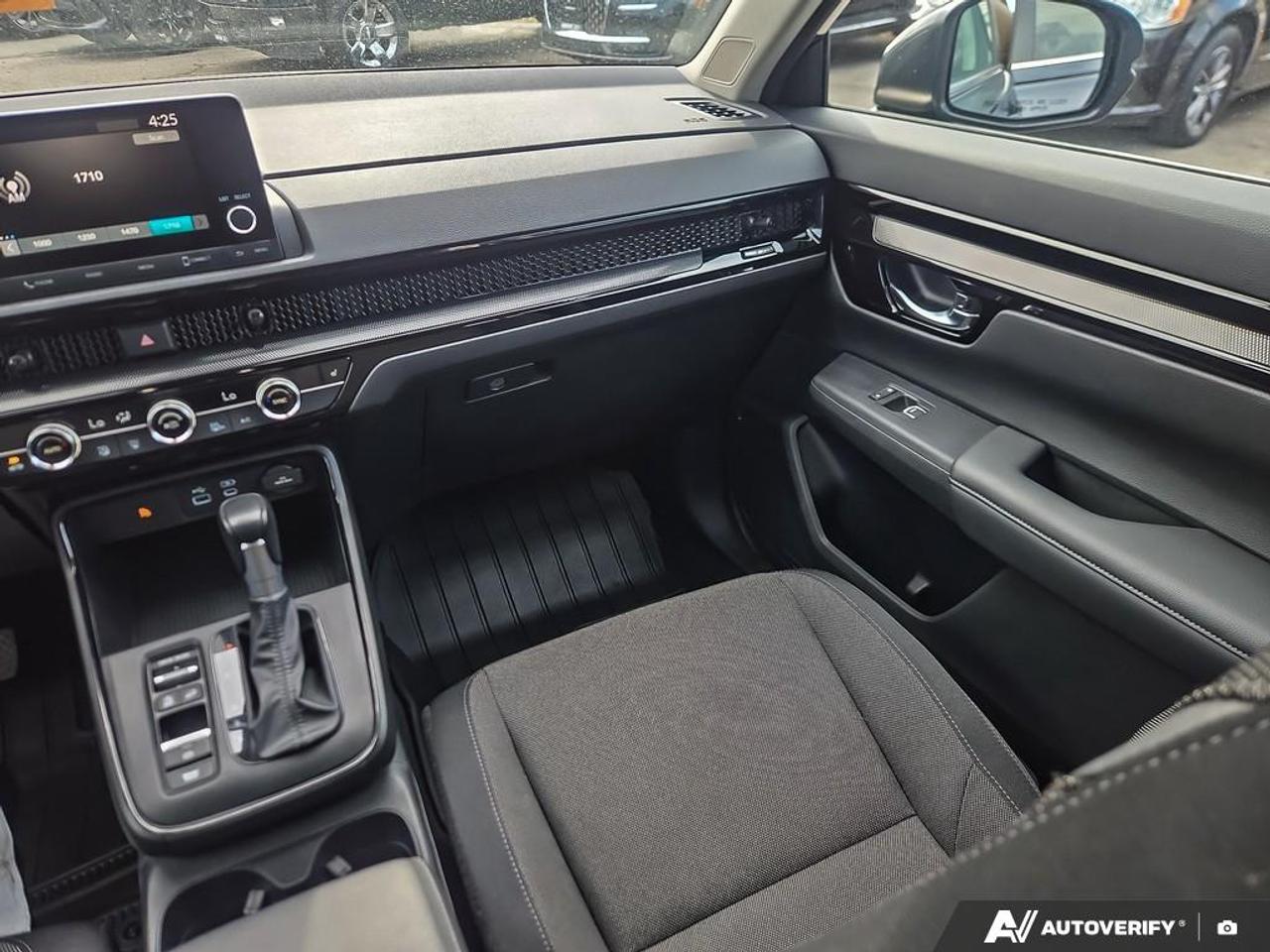 2025 Honda CR-V Sport TOP SELLING SUV! | ONE OWNER! | LOW KM'S Photo