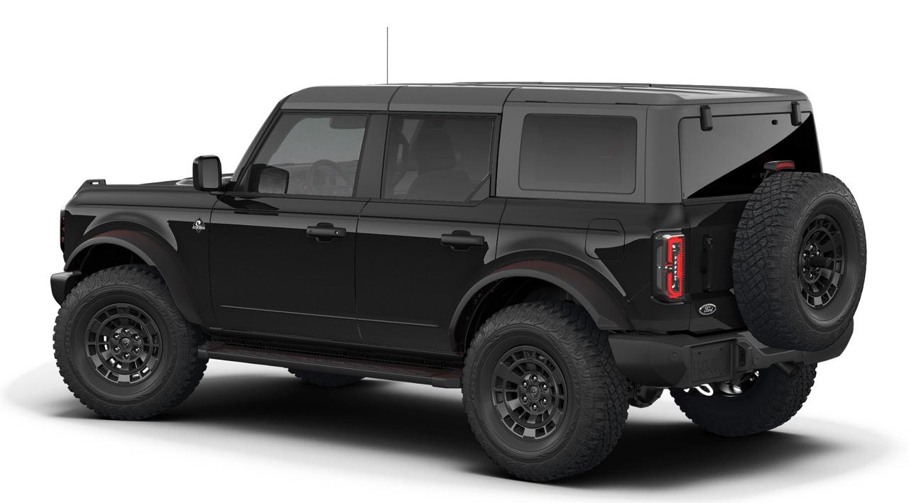 2026 Ford Bronco Outer Banks Photo