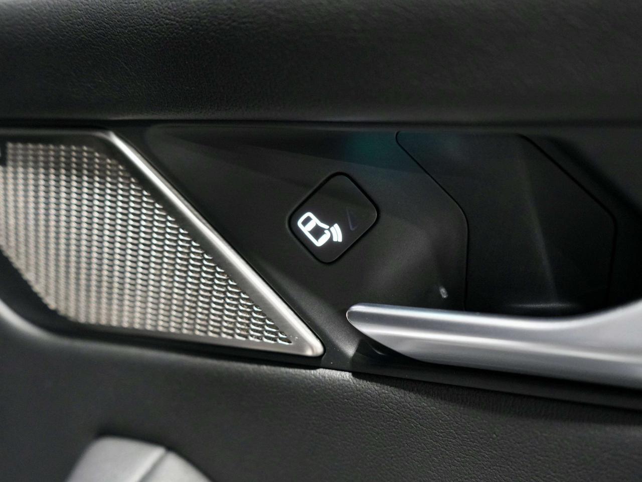 2021 Jaguar I-PACE SE|NO ACCIDENT|PANO|360|MERIDIAN|DRIVER ASSIST Photo