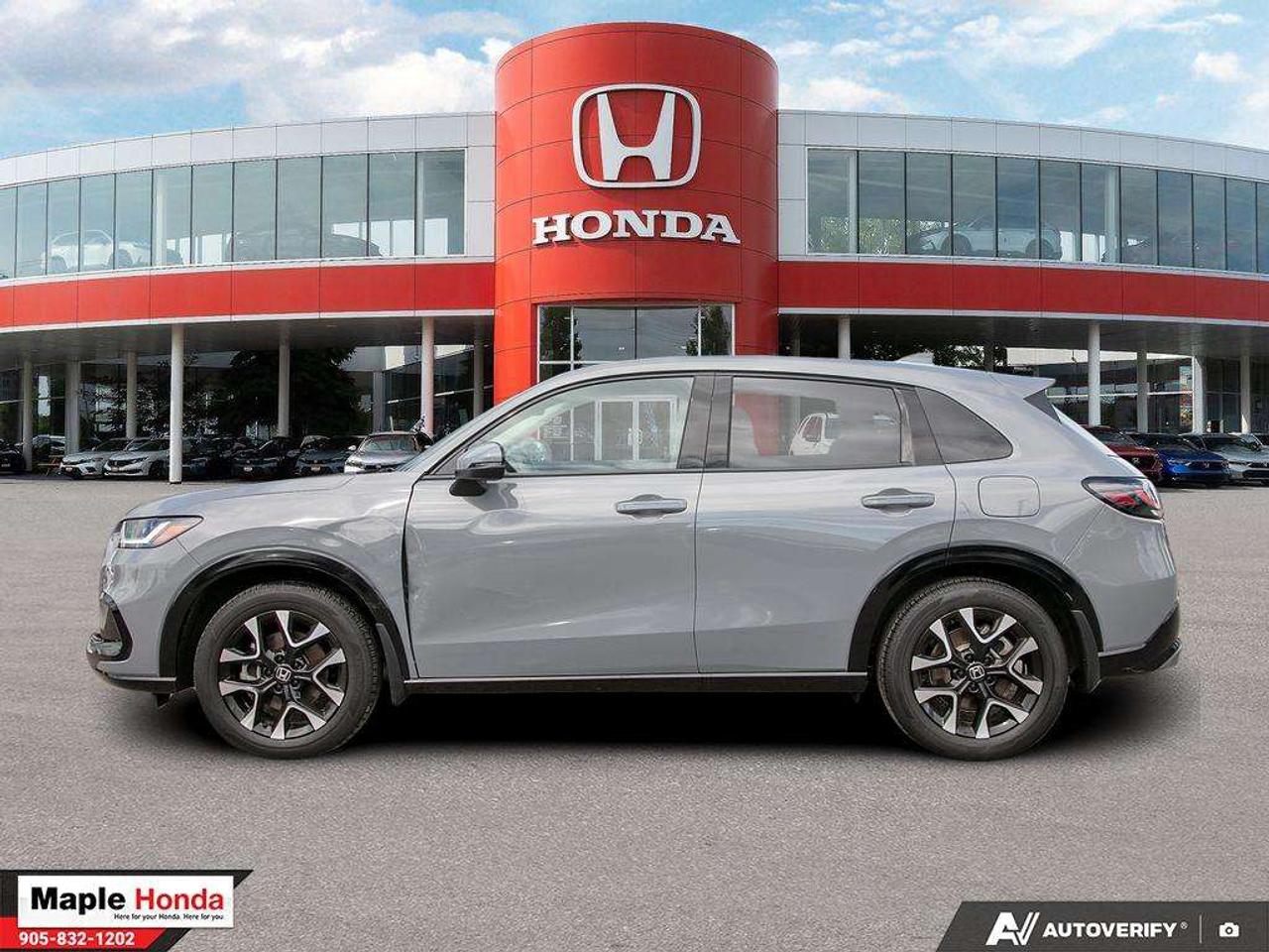 2026 Honda HR-V Leather Seats| Sunroof| Heated Seats| Auto Start| Photo