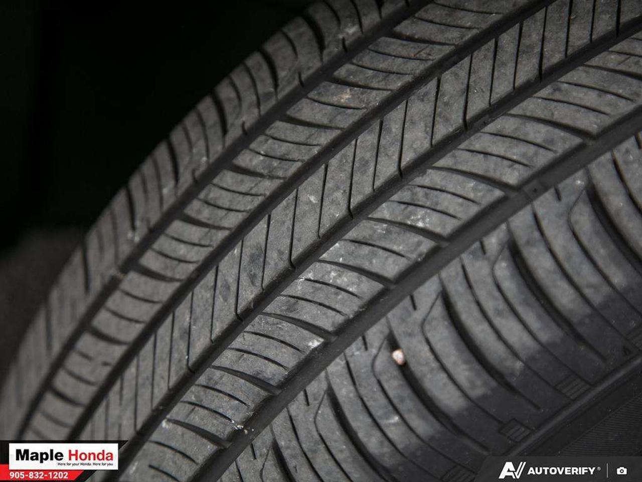 2026 Honda HR-V Leather Seats| Sunroof| Heated Seats| Auto Start| Photo