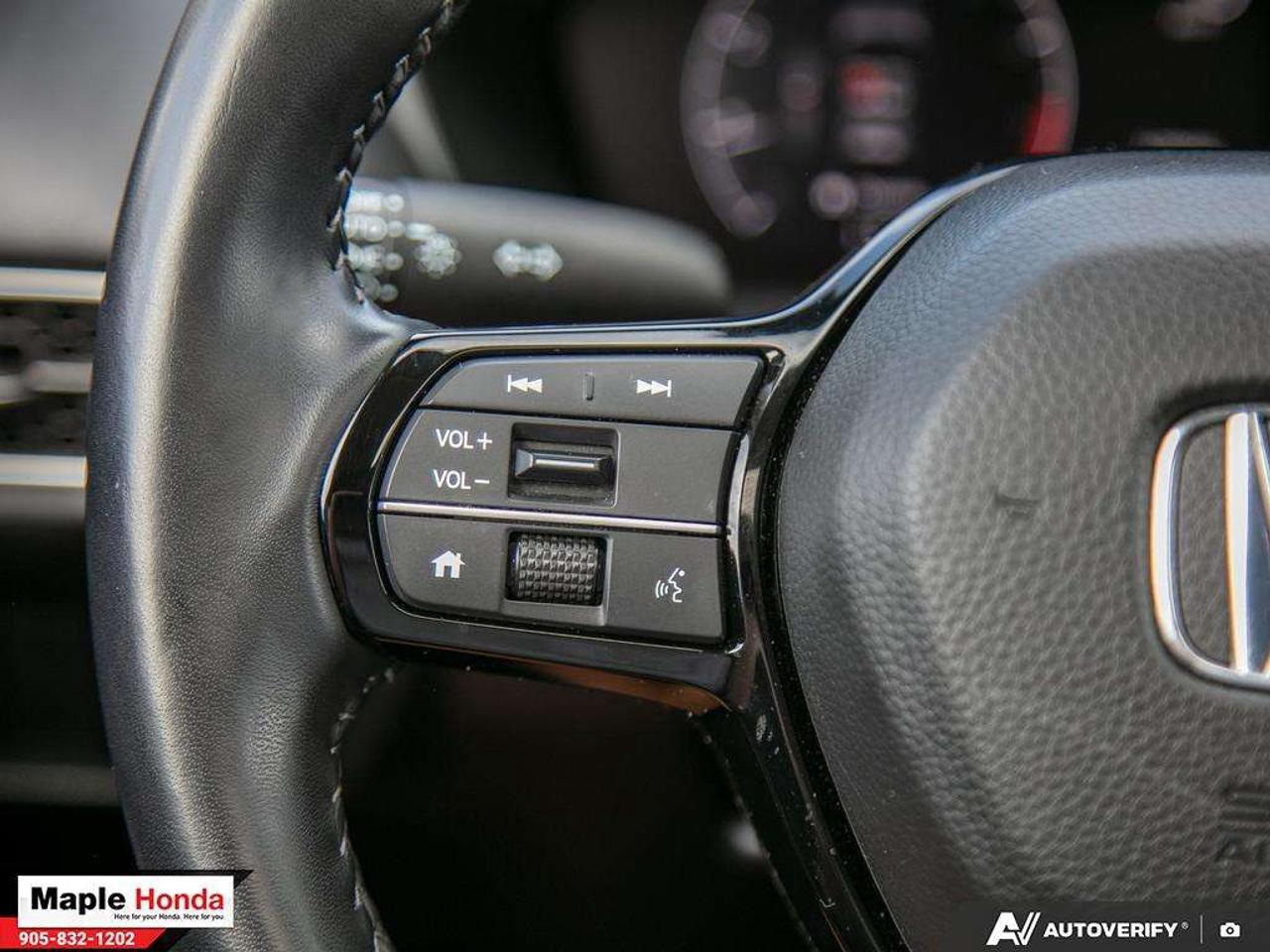 2026 Honda HR-V Leather Seats| Sunroof| Heated Seats| Auto Start| Photo