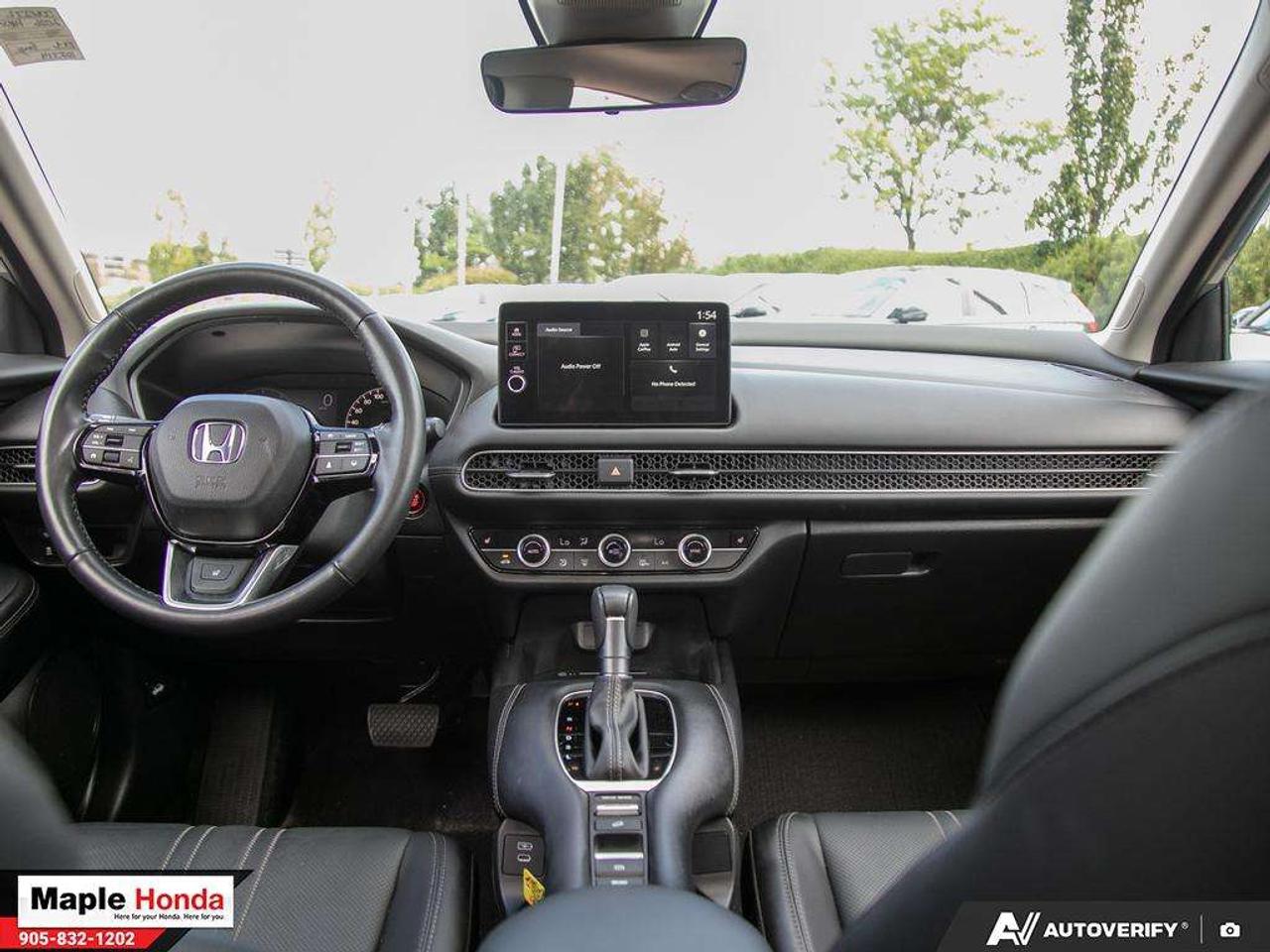 2026 Honda HR-V Leather Seats| Sunroof| Heated Seats| Auto Start| Photo