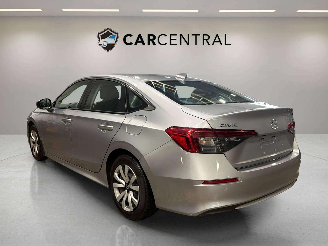 2023 Honda Civic LX | HTD SEATS| BACKUP CAM | CARPLAY| HONDA SENSE Photo