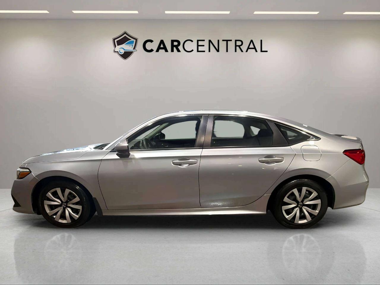 2023 Honda Civic LX | HTD SEATS| BACKUP CAM | CARPLAY| HONDA SENSE Photo5