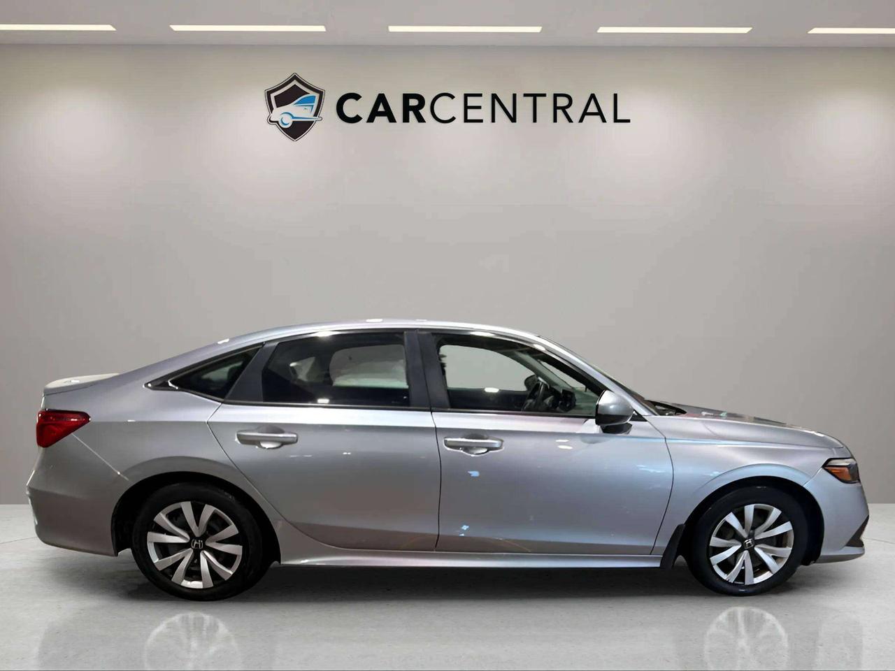 2023 Honda Civic LX | HTD SEATS| BACKUP CAM | CARPLAY| HONDA SENSE Photo